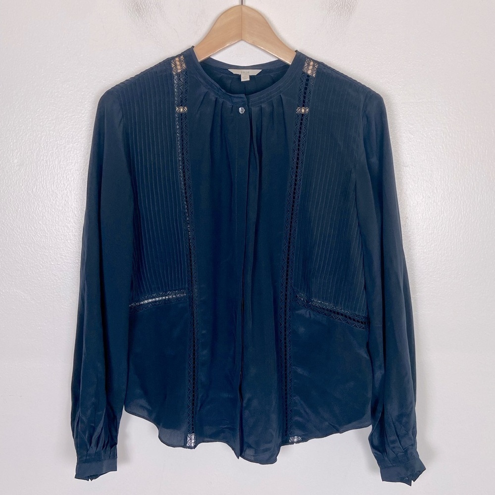 Joie Silk Top Size XS Color Blue Sheer Lace Trim Long Sleeve Buttoned Chiffon